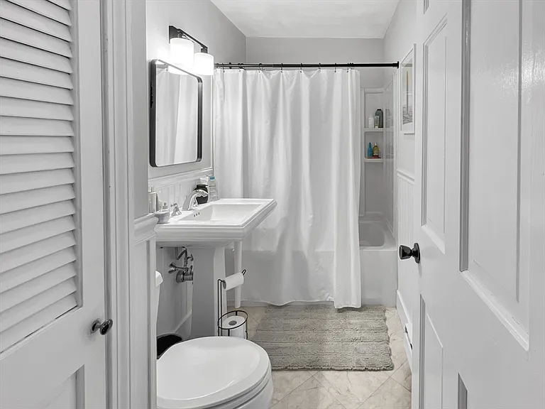 92 Florida St #1 — Photo 9