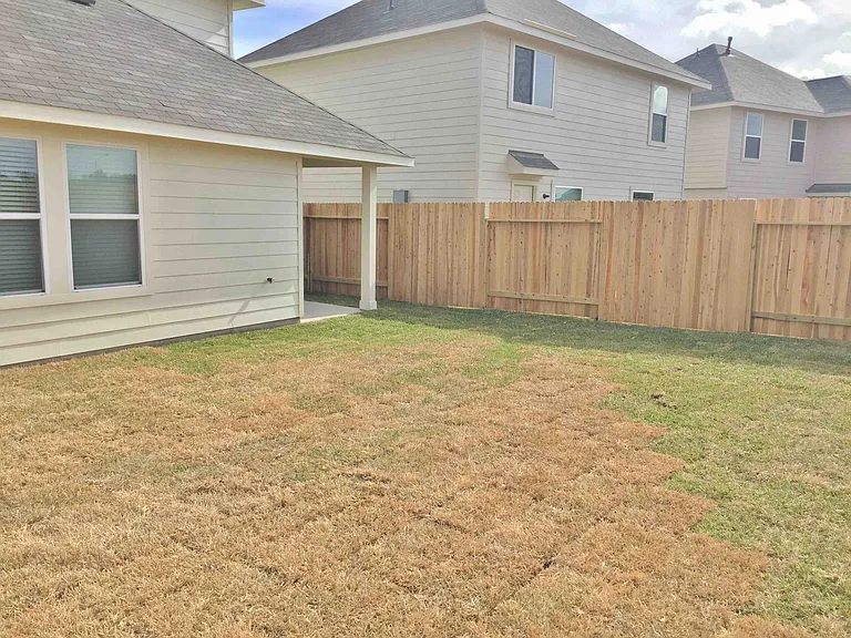 5515 Paiges Way — Photo 3