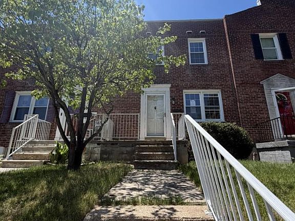 2nd image of 8648 Oak Rd