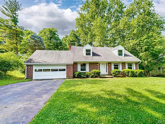 3rd image of 2823 Woodmont Dr