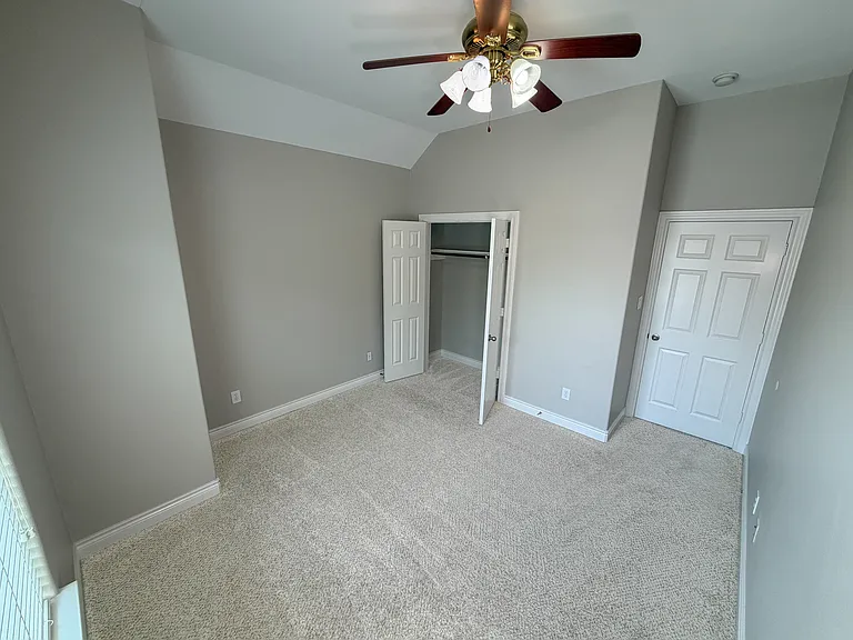 1505 Paige St — Photo 11