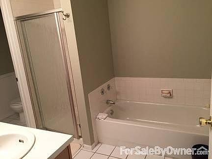 Master Bath
						:
						Master bedroom is 16x11 with walk in closet.