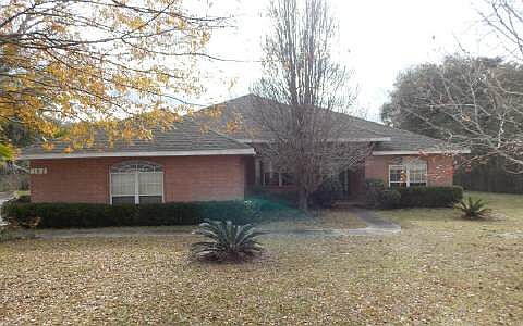 1st image of 192 NW Lakeside Ct