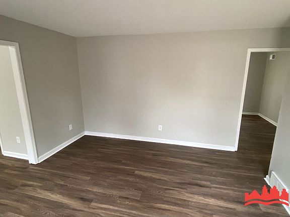 2nd image of 5038 Applewood Dr