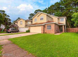 11118 Oakcrest Dr, Diberville, MS 39540