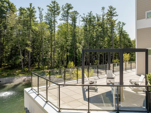 267 US Route 1 #201, Falmouth, ME 04105