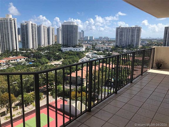 5th image of 18181 NE 31st Ct APT 2108