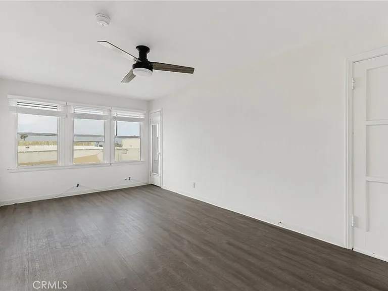 2441 3rd St #7 — Photo 7
