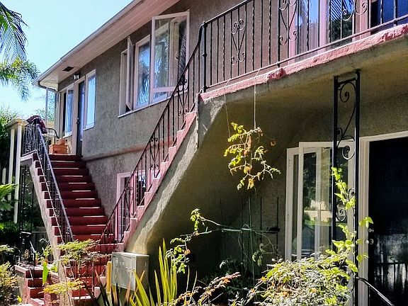 2nd image of 6504 La Jolla Blvd #356