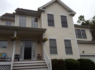 2914 Lyndhurst Pl, Chester, VA 23831