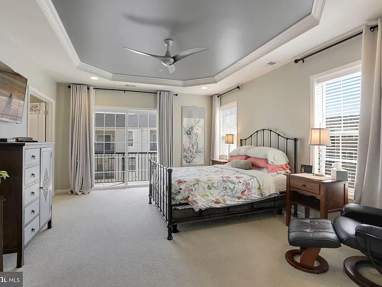 23792 Hopewell Manor Ter — Photo 26