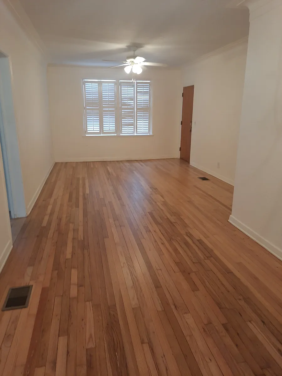 Building Photo - 512 Phoenix Ave #10