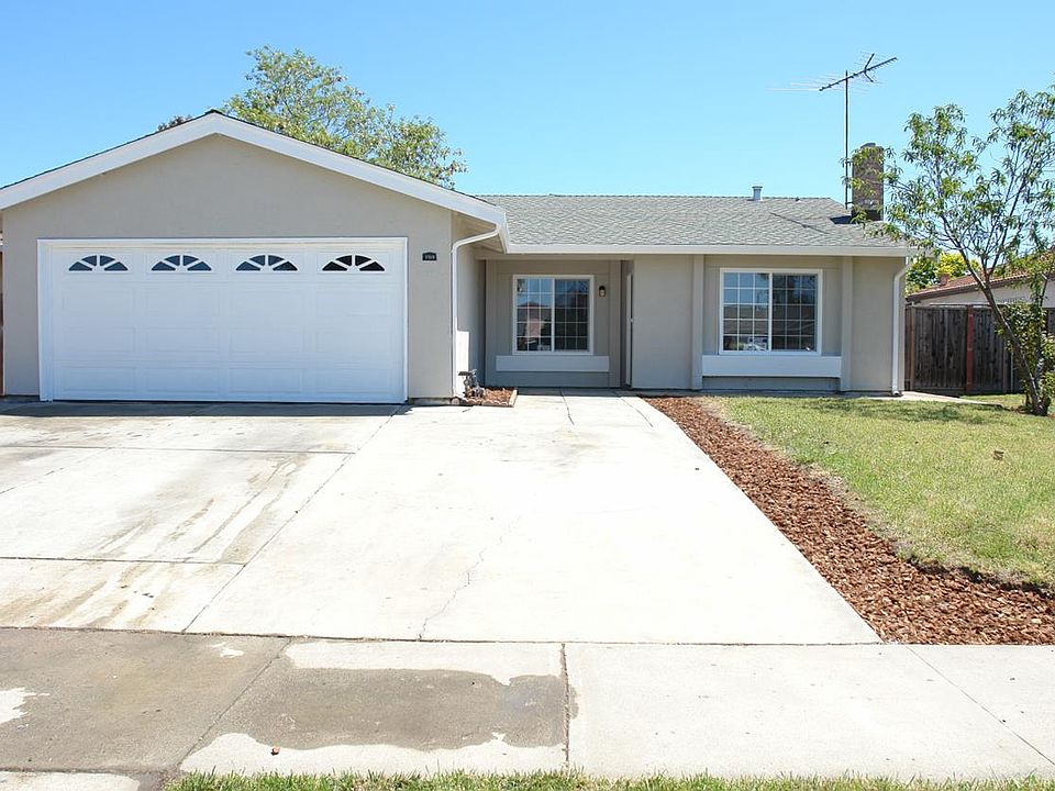 1st image of 1318 Sippola Way