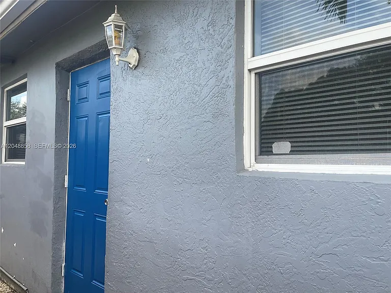 428 NW 16th Ave #2 — Photo 2