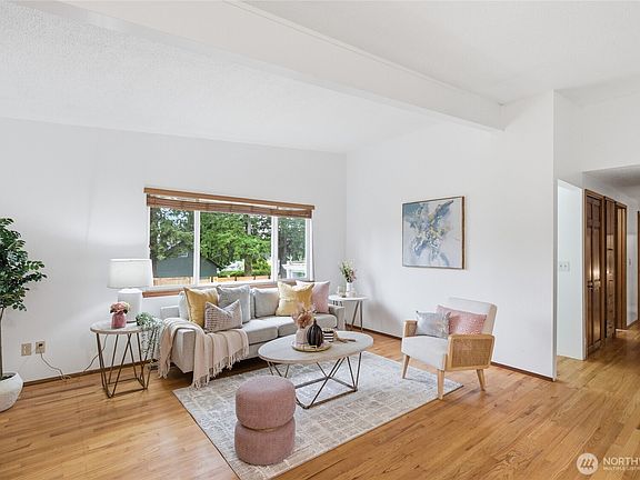 4th image of 12808 SE 158th St