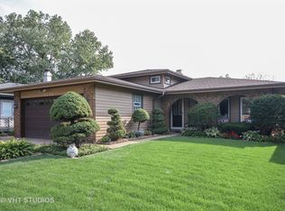 5703 Tennessee Ave, Clarendon Hills, IL