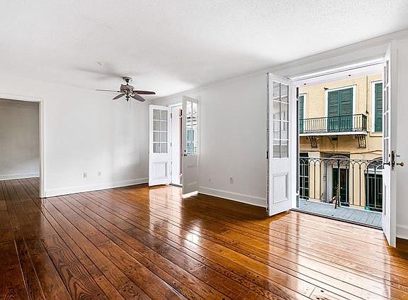 5th image of 528 Saint Louis St APT 202
