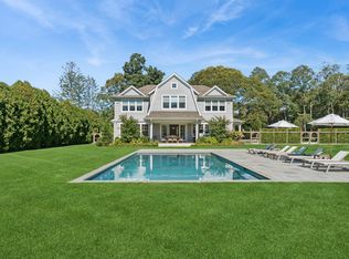 165 Oneck Ln, Westhampton Beach, NY 11978