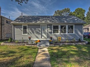 318 S 9th St, Chesterton, IN 46304