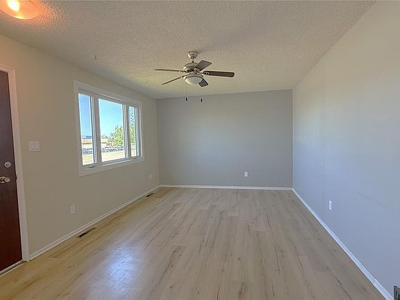 4th image of 1752 110th St
