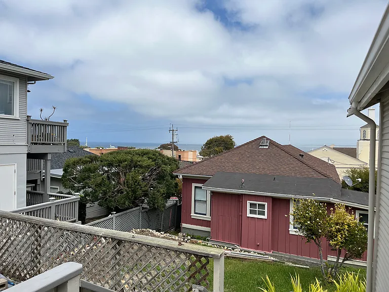 623 Hawthorne St — Photo 11