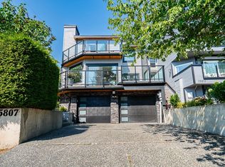 15807 Columbia Ave, White Rock, BC V4B 5H7