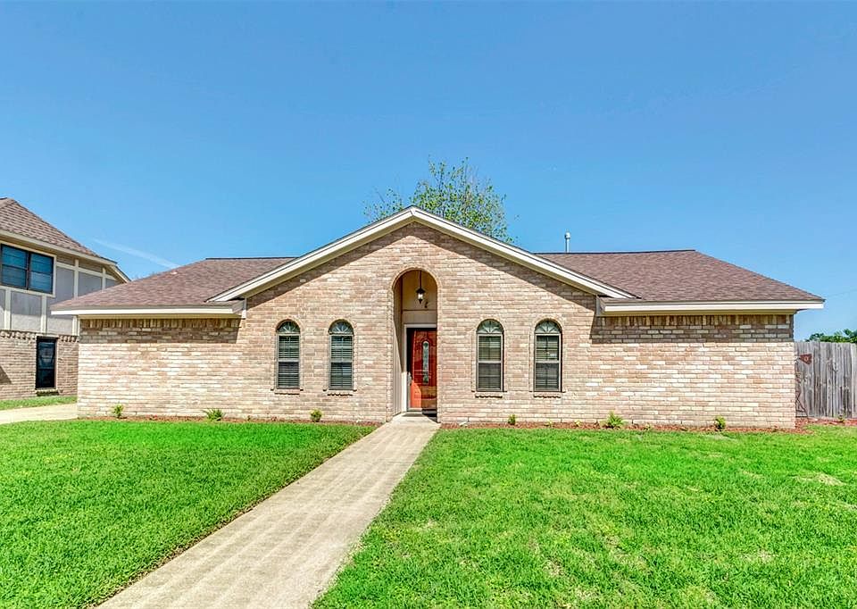 1st image of 2317 Lawrence Ln