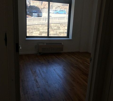 5th image of 3210 Riverdale Ave APT 6G