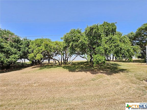 5th image of 2394 W Bayshore Dr