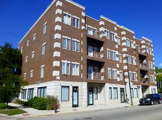 720 W 47th St APT 2B, Chicago, IL 60609