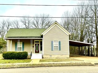 83 6th St, West Point, MS 39773
