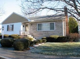 20 Destefano Rd, Roslindale, MA 02131