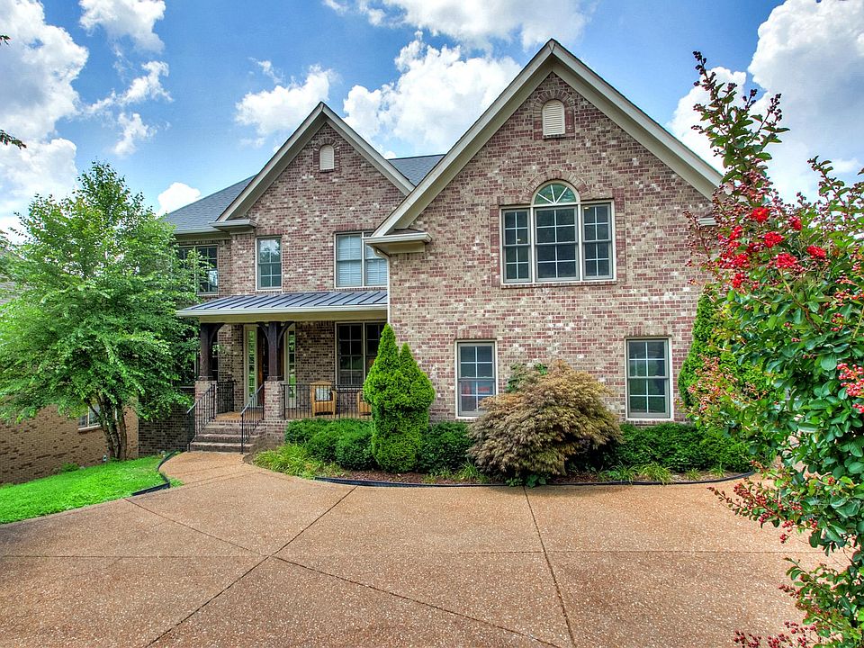 1st image of 257 King Arthur Cir