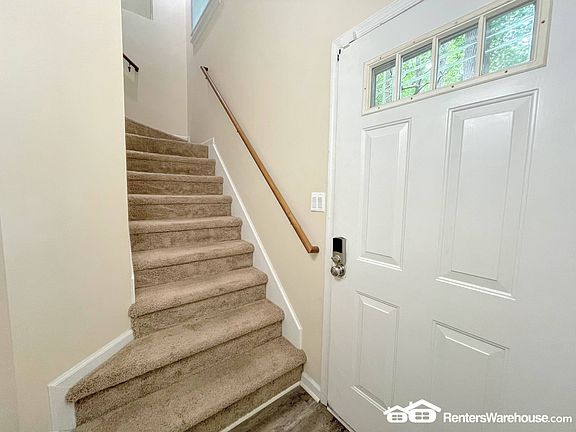5th image of 704 Meherrin River Ct APT E