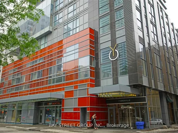 7 Grenville St #4501, Toronto, ON M4Y 0E9