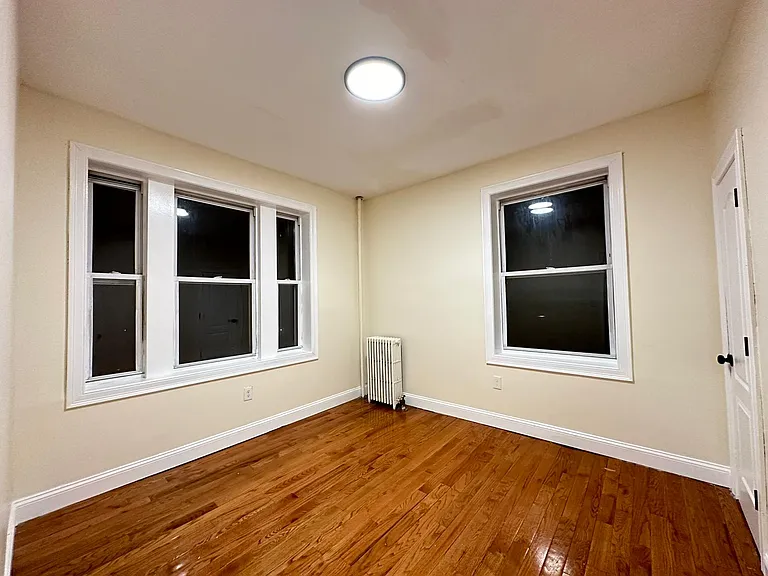 266 Monticello Ave #9E — Photo 3