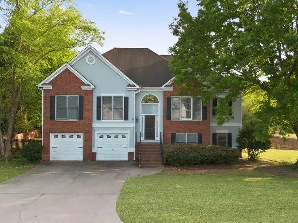 4 Stonehenge Ct, Cartersville, GA 30120