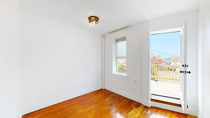 Rented by Gold-Stone Realty | media 1