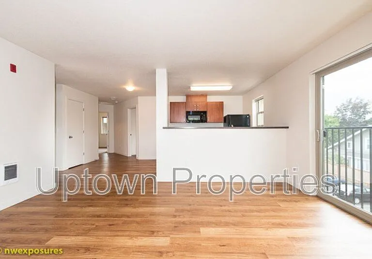 4820 SW Tucker Ave #411 — Photo 7
