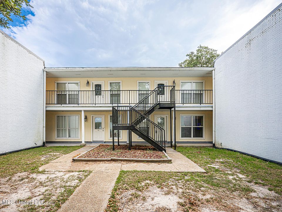 1st image of 3230 Cumberland Rd APT 16