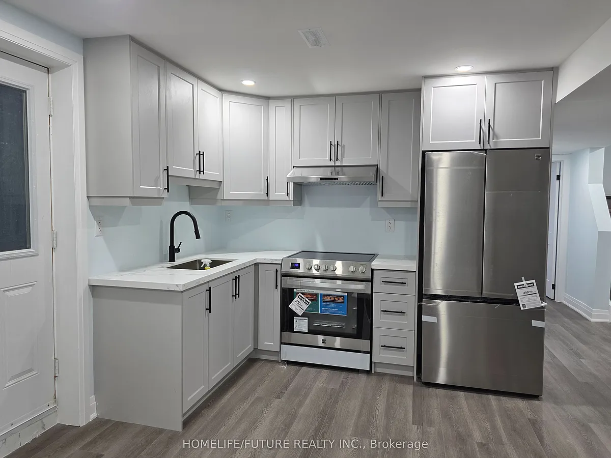 Building Photo - 77 Martin Byrne Dr #BASEMENT