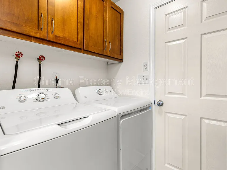 2937 SW Miles St #2 — Photo 16