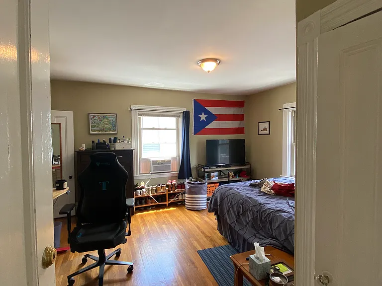 22 Brooks St — Photo 11
