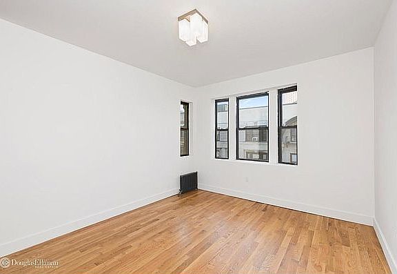 3rd image of 607 W 137th St #62A