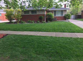 27677 Doreen Ave, Farmington Hills, MI 48336