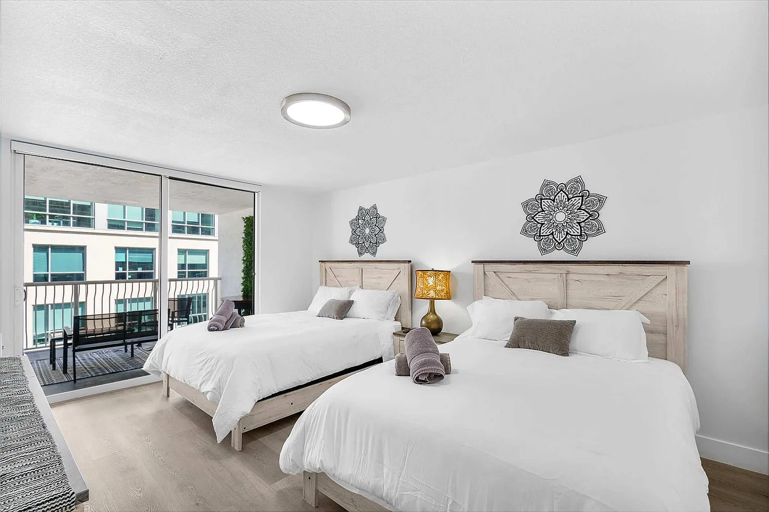 1 bed, 1.0 bath, 807 sqft, $3,275 — Photo 4