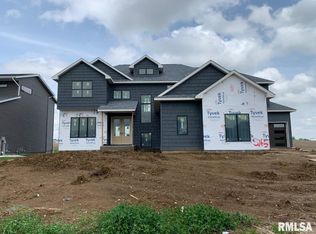 5765 Pigeon Creek Rd, Bettendorf, IA 52722