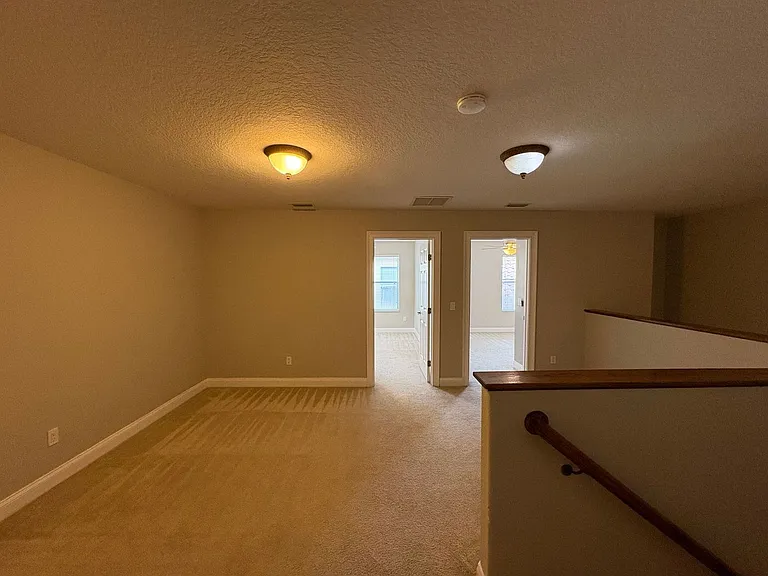 6931 Lucca St — Photo 29