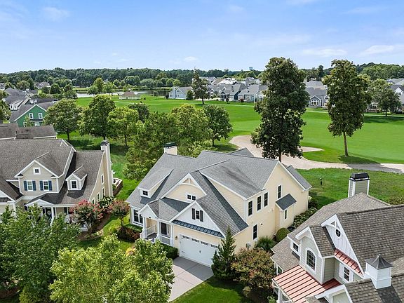 3rd image of 24565 Atlantic Dr