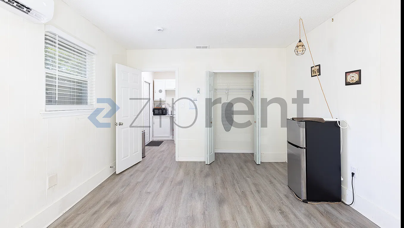 4235 Raleigh St — Photo 4